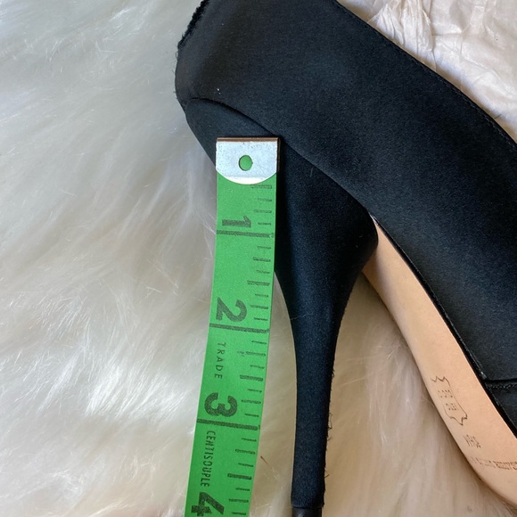 Gorgeous Leon Max Black Beaded Party Heels, 6.5 - Picture 10 of 16